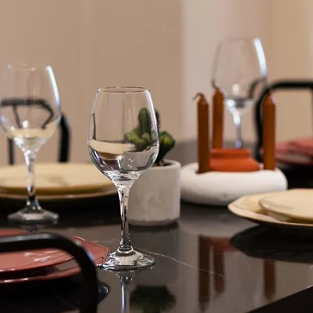 Spacious & Historic 2br In Taksim * Istanbul