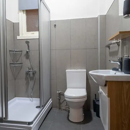 Spacious & Historic 2br In Taksim Lägenhet Istanbul