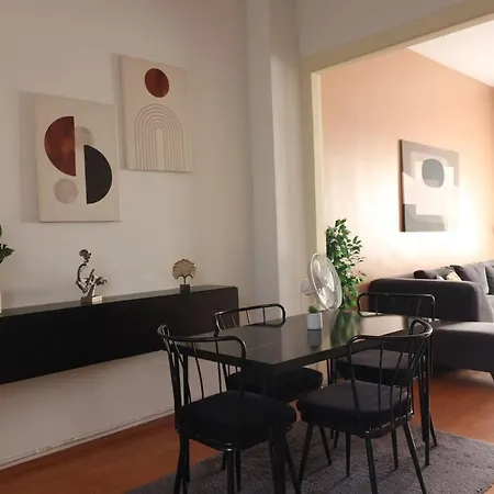 Daire Spacious & Historic 2br In Taksim İstanbul