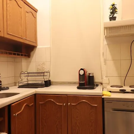 Spacious & Historic 2br In Taksim Daire